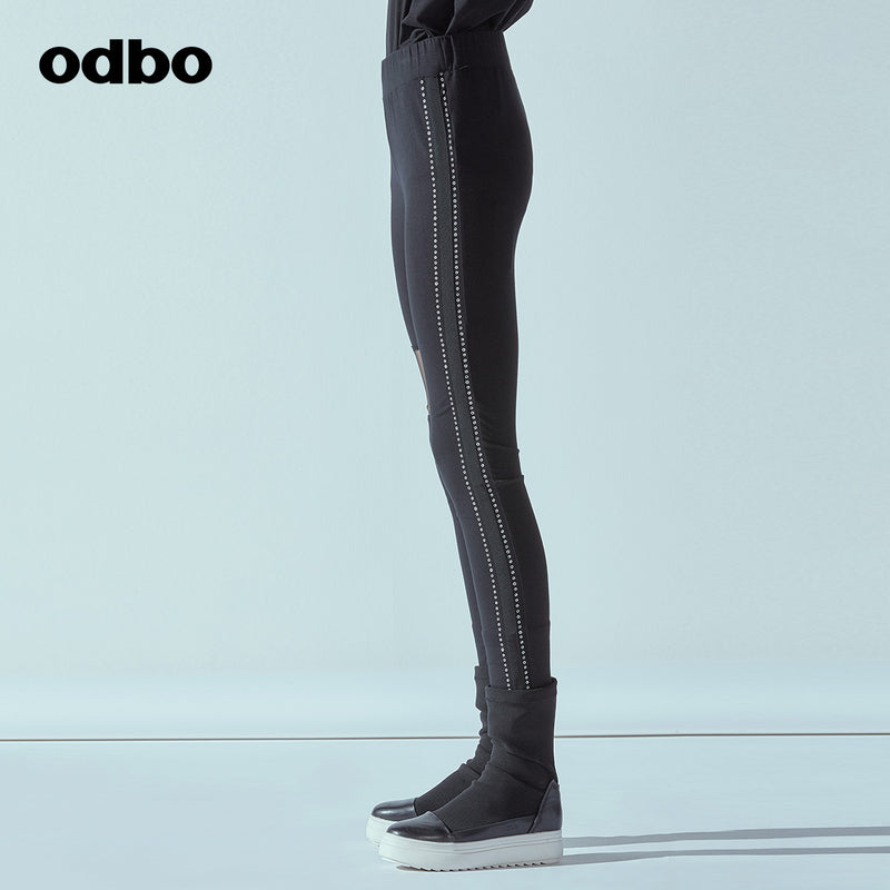 Odbo/歐迪比歐2022春季女新款設計品牌黑色針織打底褲