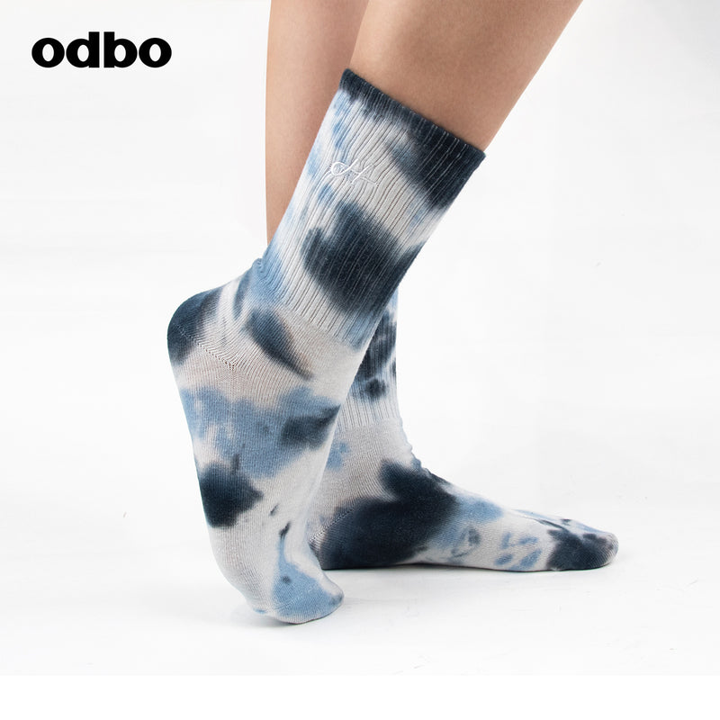 Heardbyodbo原創設計品牌藍白扎染襪子女新款吸汗防臭透氣中襪
